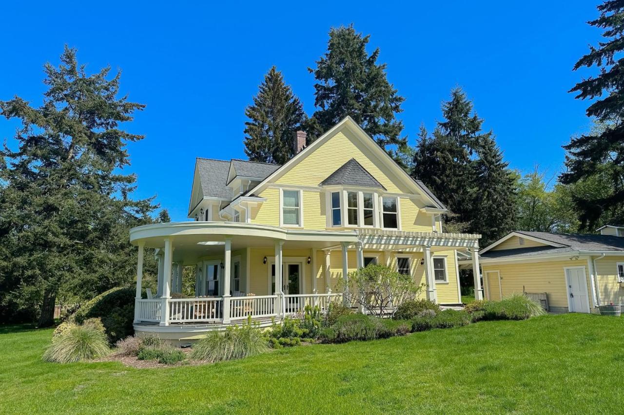 Marty'S Place Langley Εξωτερικό φωτογραφία