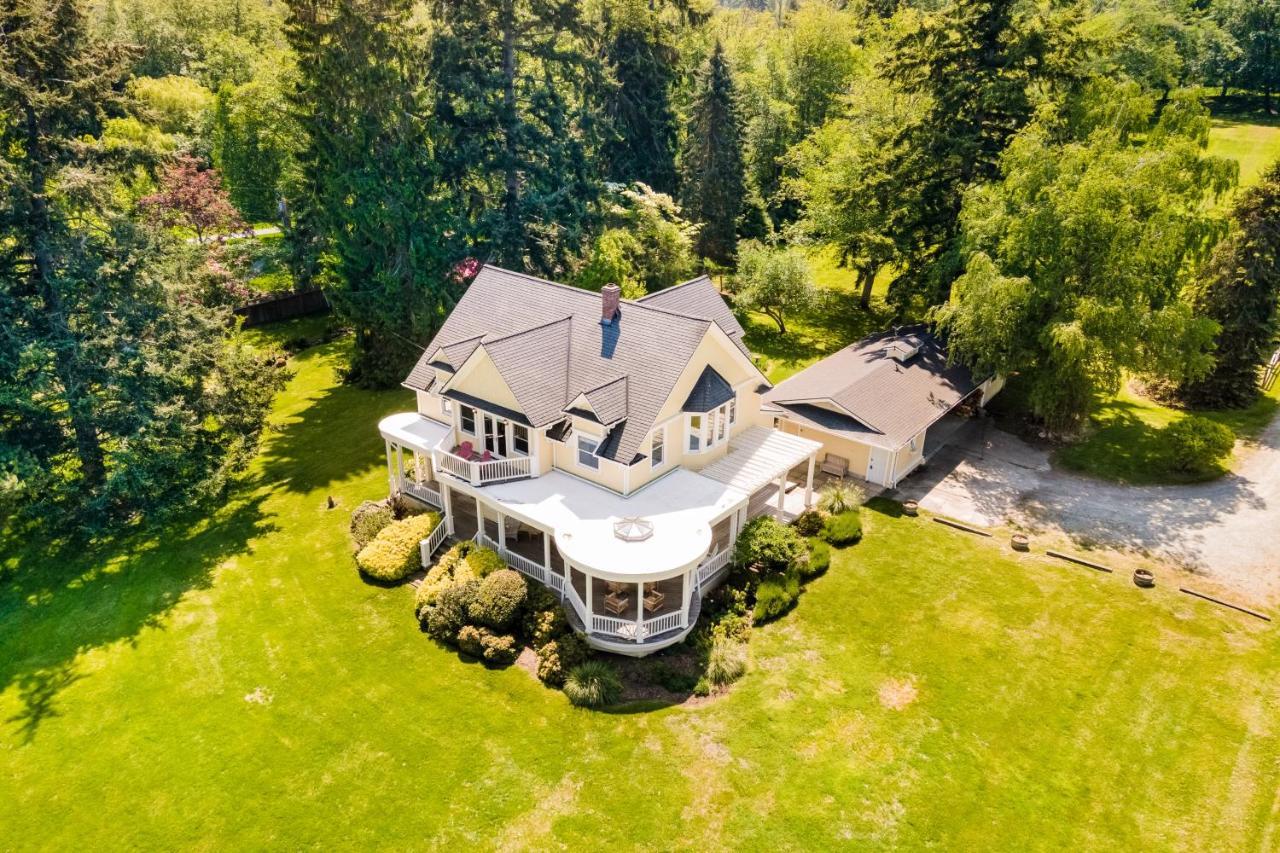 Marty'S Place Langley Εξωτερικό φωτογραφία