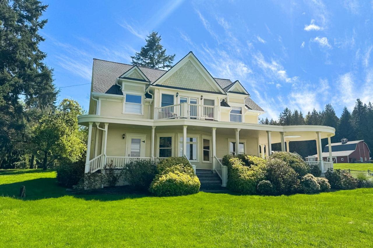 Marty'S Place Langley Εξωτερικό φωτογραφία