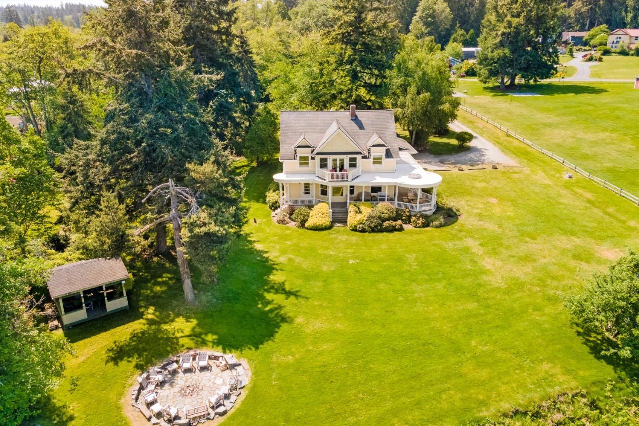 Marty'S Place Langley Εξωτερικό φωτογραφία