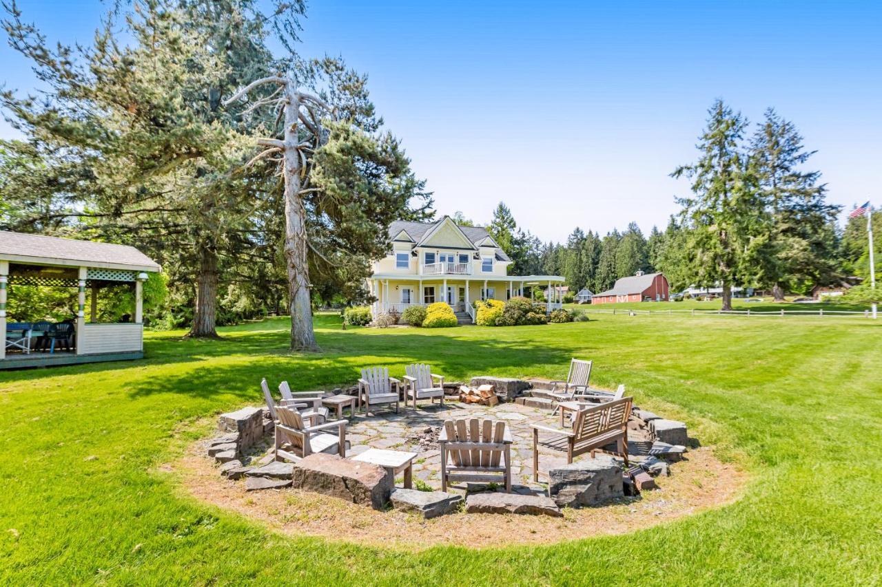 Marty'S Place Langley Εξωτερικό φωτογραφία