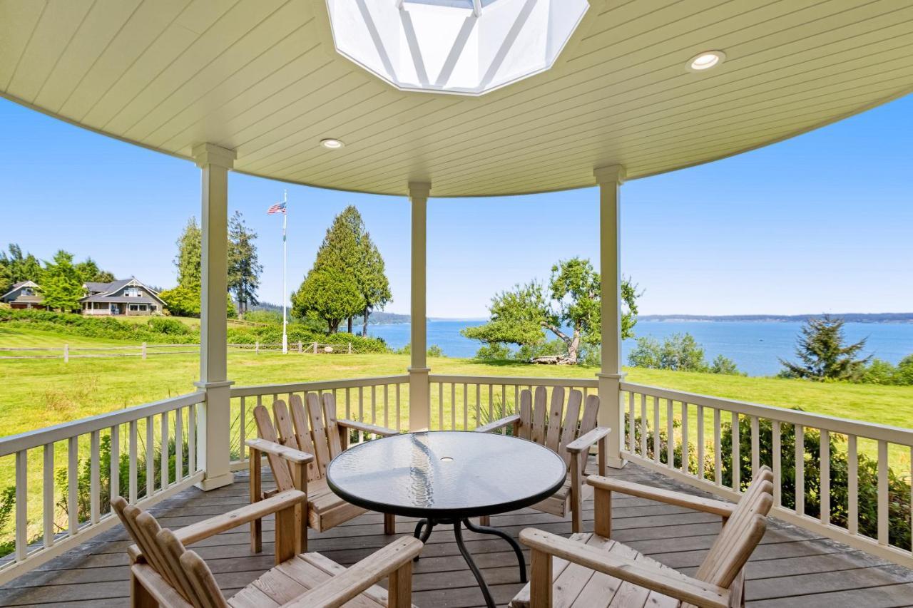 Marty'S Place Langley Εξωτερικό φωτογραφία