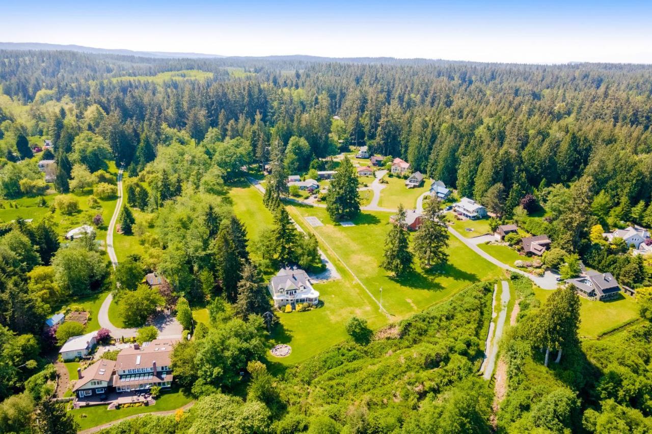 Marty'S Place Langley Εξωτερικό φωτογραφία